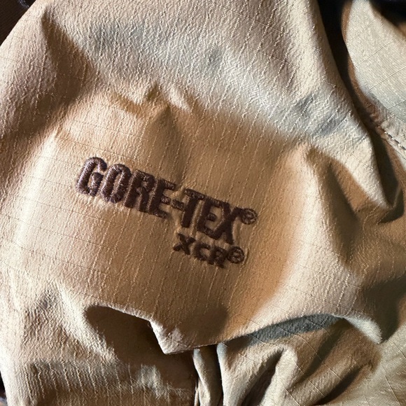 L.L.Bean Gore Tex XCR Jacket Mens Large Waterproof Hooded Outdoor Shell Coat - Picture 3 of 8